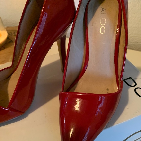 Red Heels - Picture 3 of 3